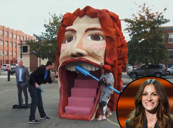 Rachel Dratch, Julia Roberts Rachel Dratch, Julia Roberts